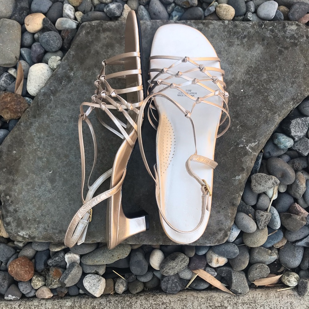 David Tate Silver Pink Shimmery Strap Sandal Pumps